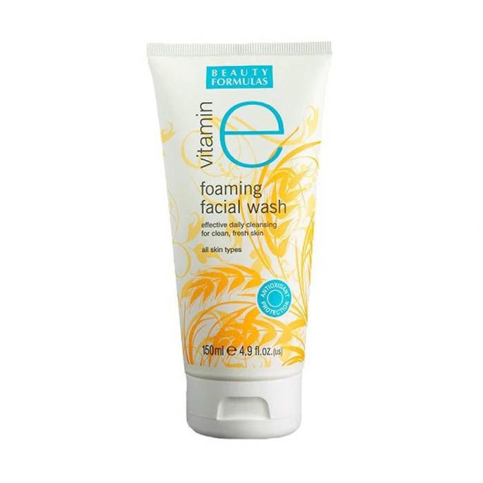 Beauty Formula Vitamin E Facial Wash 150 ml