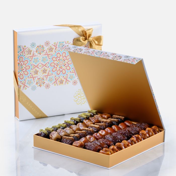 Amal Gift Set Assorted Dates (Large)