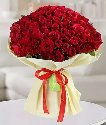 150 Red Roses Bunch