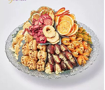 Assorted Platter of Stuffed Fig and Dried Fruit