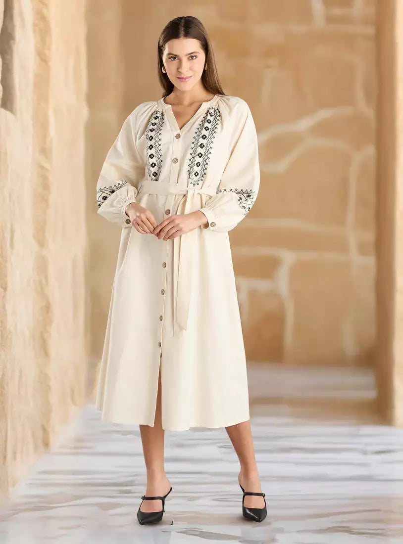Embroidered Raglan Sleeves Belted Dress