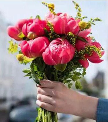 Enchanting Coral Charm Peony Bunch
