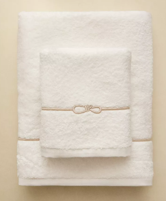 EMBROIDERED BOW BATH TOWEL Hand towel(50 x 90 cm)