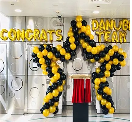 Star Shapped Balloon Arch