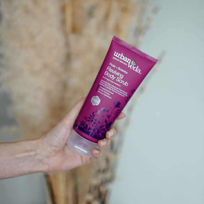 Urban Veda Reviving Rose Vitamin C Salicylic Acid Body Scrub 200ml