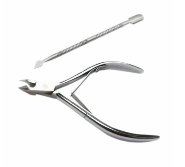 2-Piece Cuticle Pusher With Nail Clippers Silver