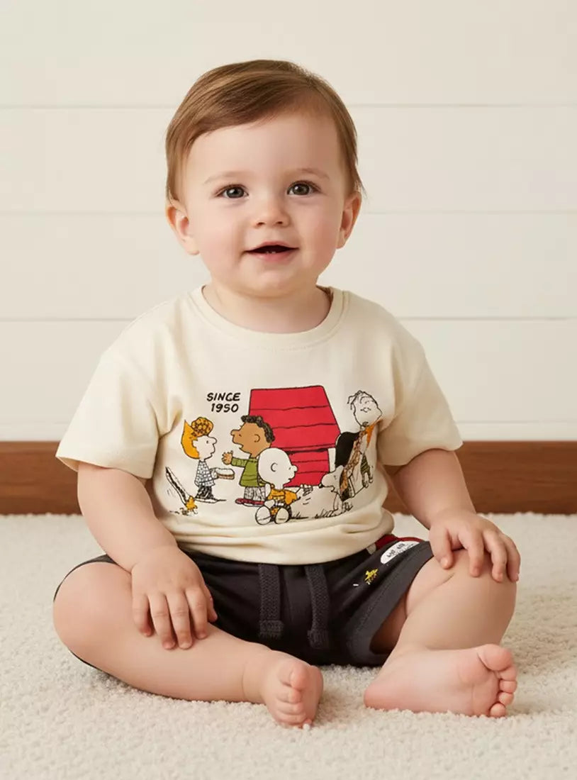 Peanuts Print Cotton T-shirt and Shorts Set