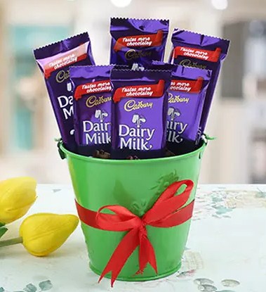 Cadburry Vase PH