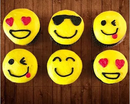 Emoji Cup Cakes