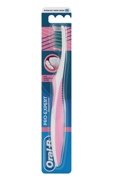 Oral-B Pro-Expert for Sensitive Gums 35 Extra Soft toothbrush