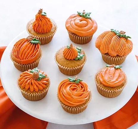 Orangy Theme Cupcakes 6 Pcs