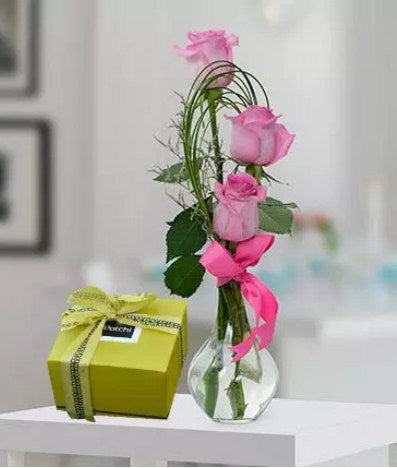 Pink Roses and Patchi Chocolate Combo