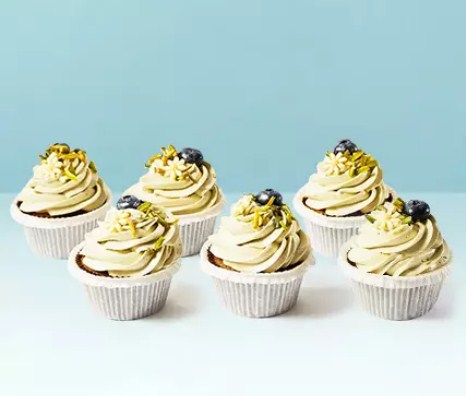 Pistachio Cup Cakes 6 Pcs