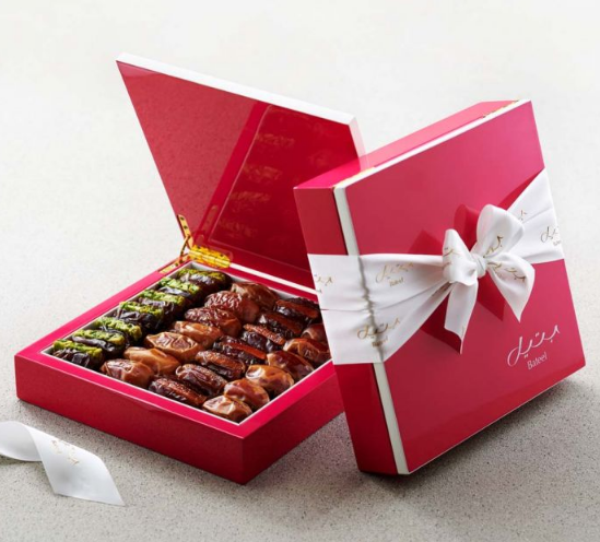 Pink Wood Gift Set (Assorted Dates)