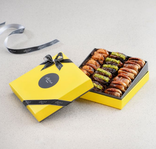 Spring Gift Set Yellow (Premium Filled Dates)