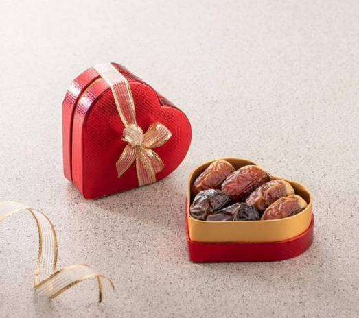 Valentine Metallica Gift Set (Premium Plain Dates)