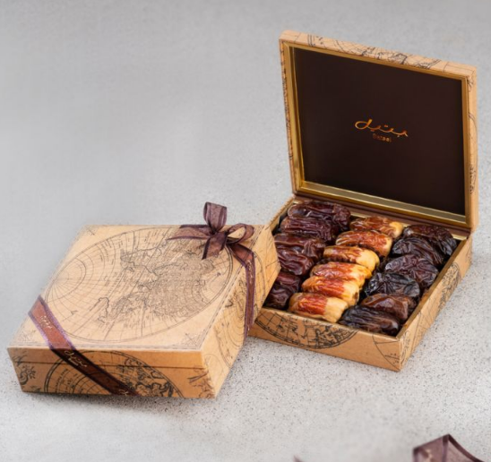 World Map Gift Set (Premium Plain Dates)