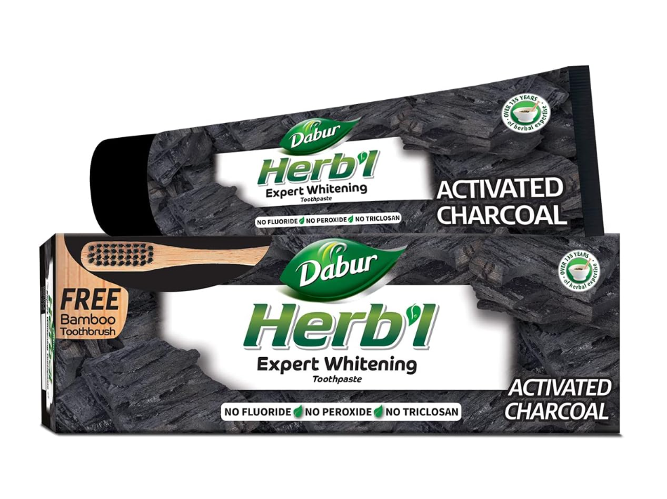 Dabur Herbal Activated Charcoal Toothpaste (150g + Bamboo Toothbrush) | For Expert Teeth Whitening, Stain Removal & Healthy Gums | Enriched with Activated Charcoal