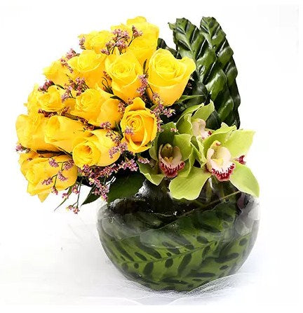 Sunshine 20 Yellow Roses Vase Arrangement