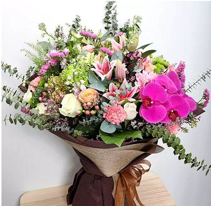 Vibrant Mixed Flower Bouquet